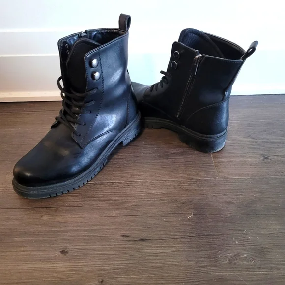 Boots - Picture 1 of 1